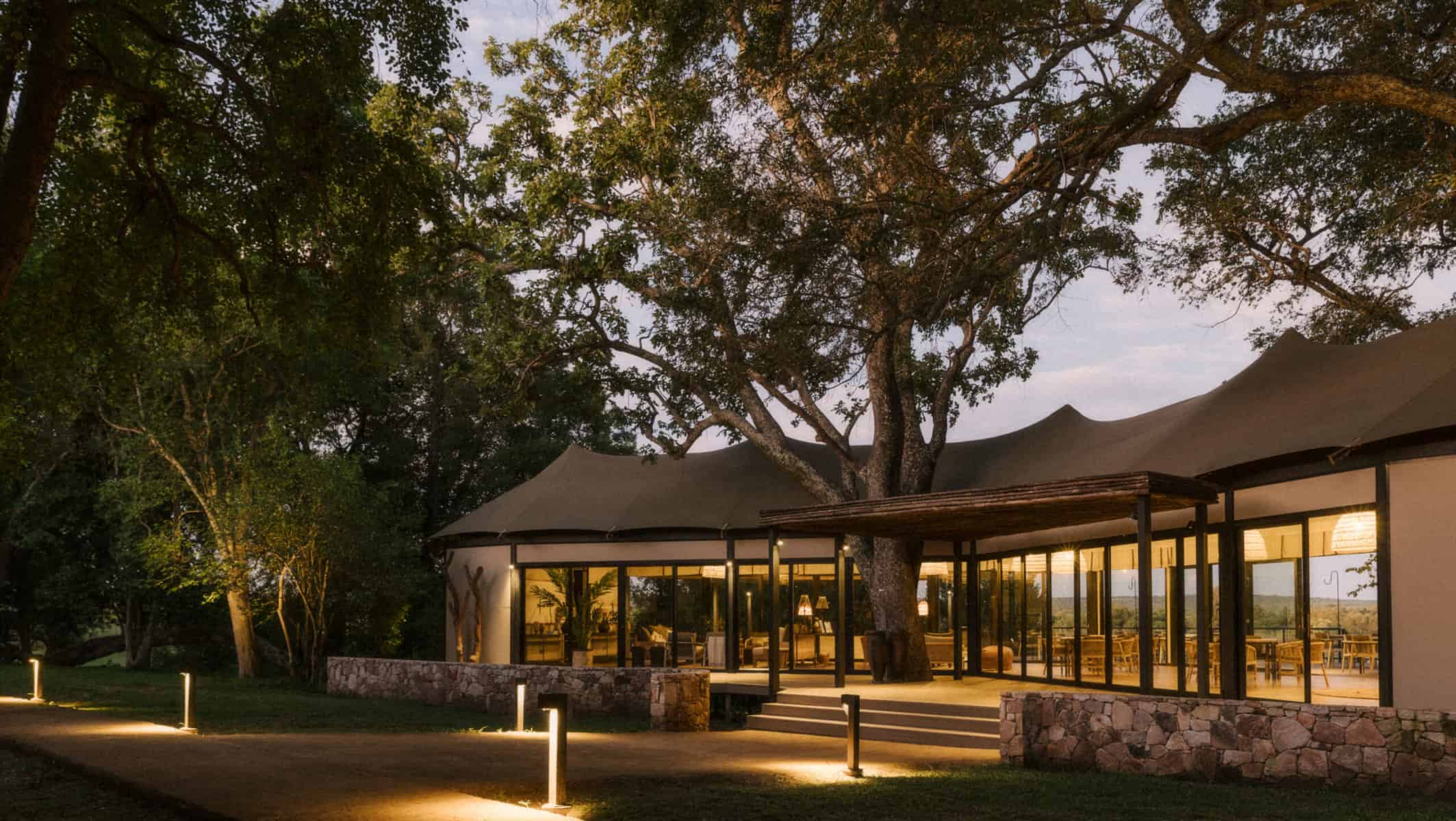 vicfalls river lodge